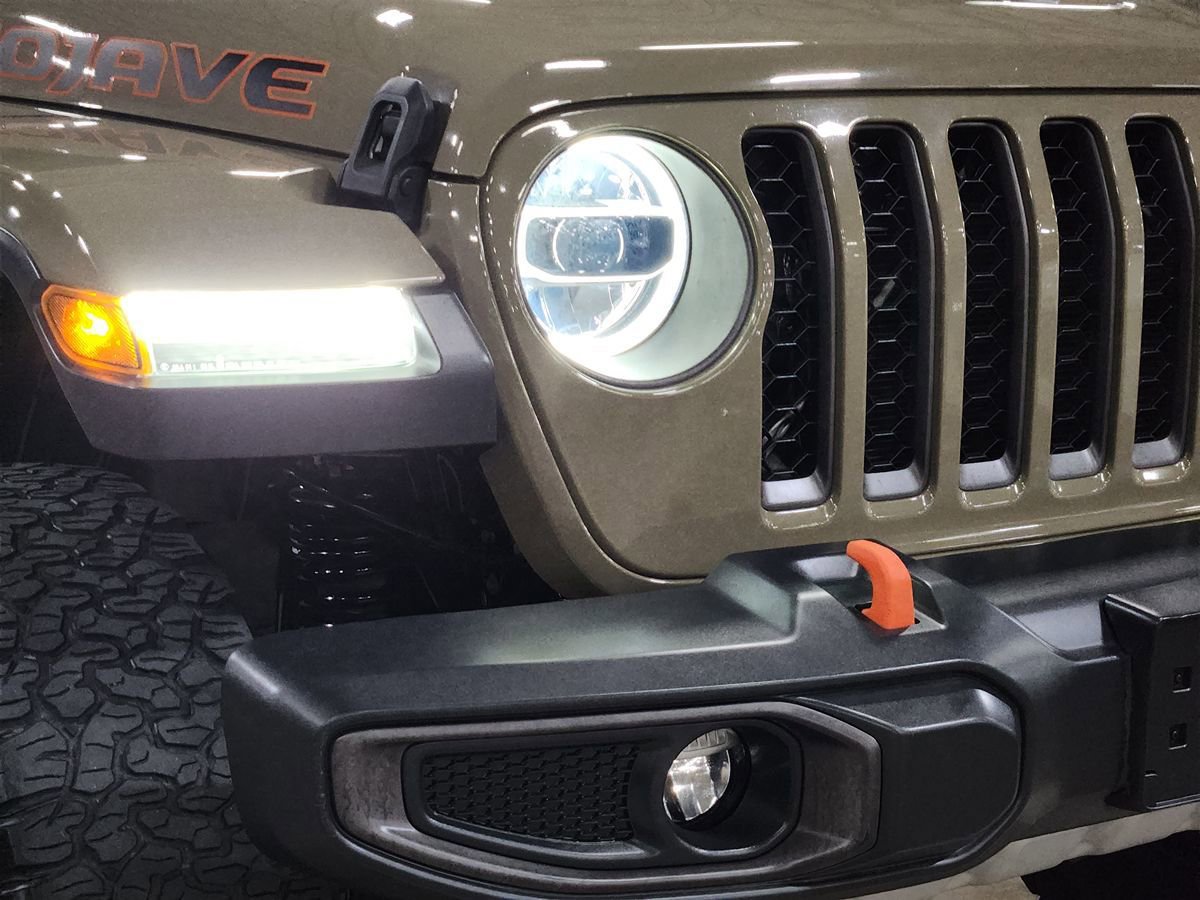 Used 2020 Jeep Gladiator Mojave AWD/4WD image 9
