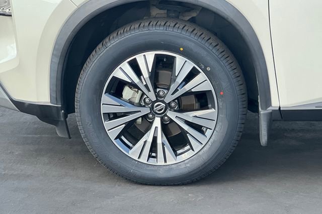 Used 2021 Nissan Rogue SV image 36