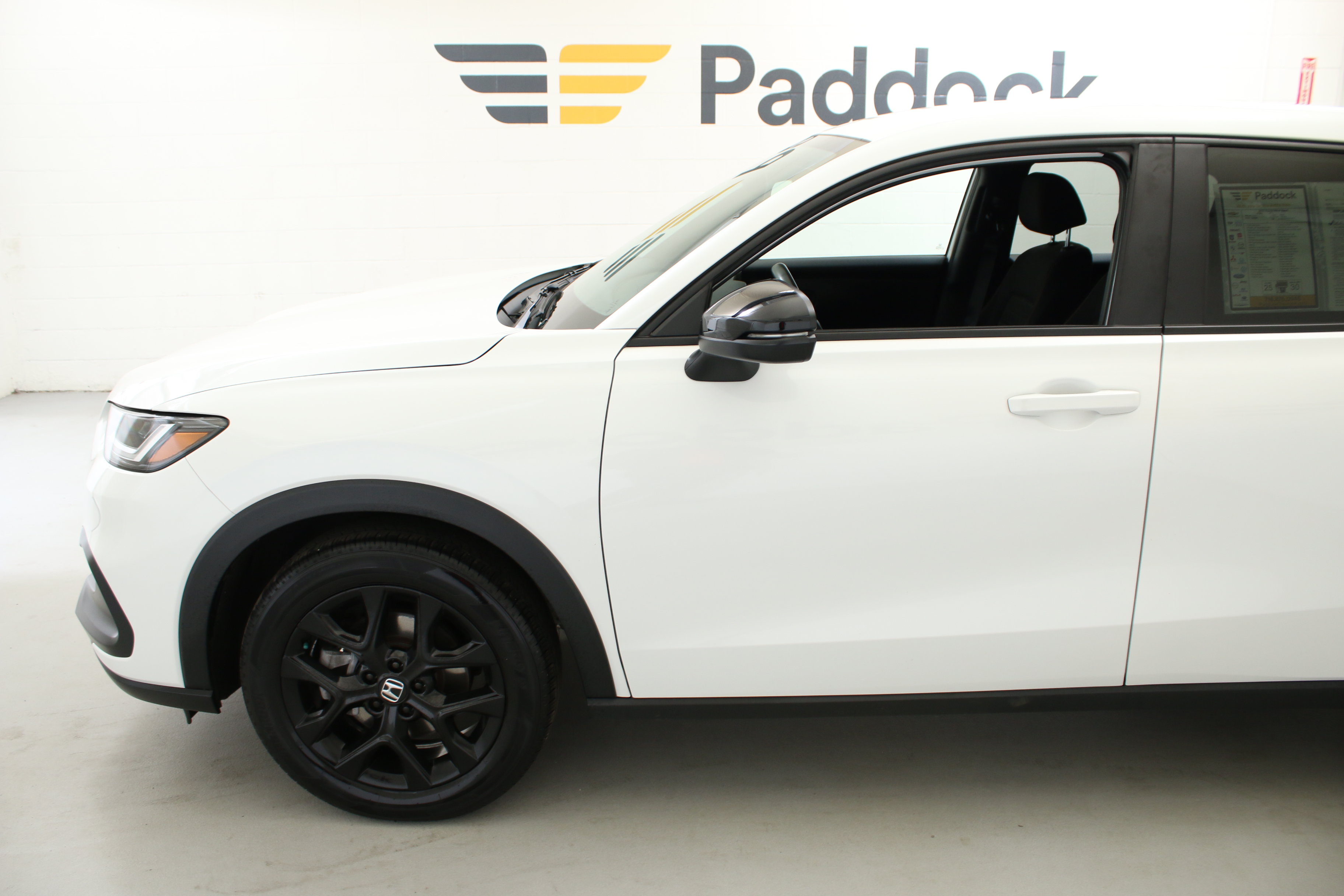 Used 2023 Honda HR-V Sport image 4