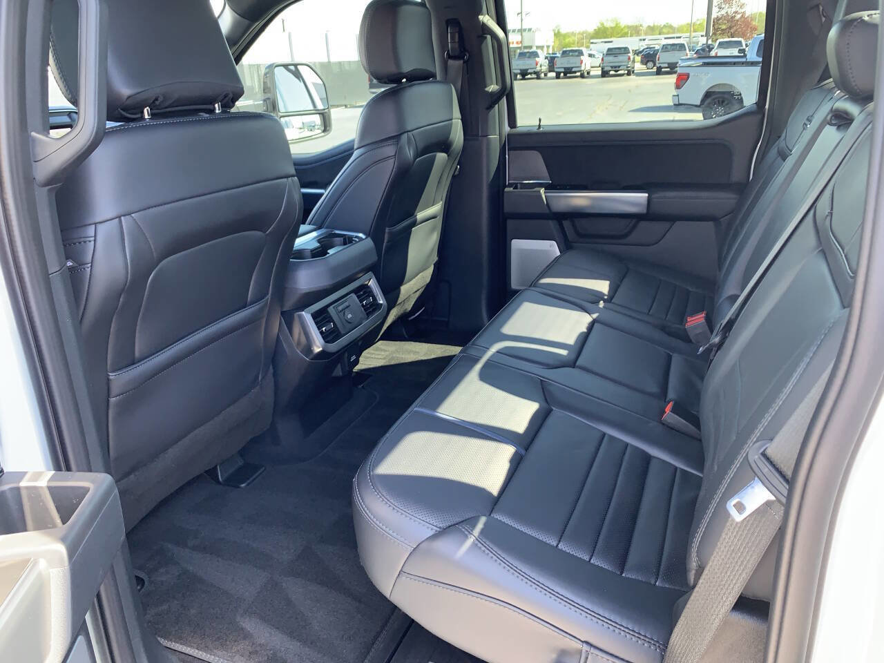 Used 2025 Ford F250 Platinum AWD/4WD image 25