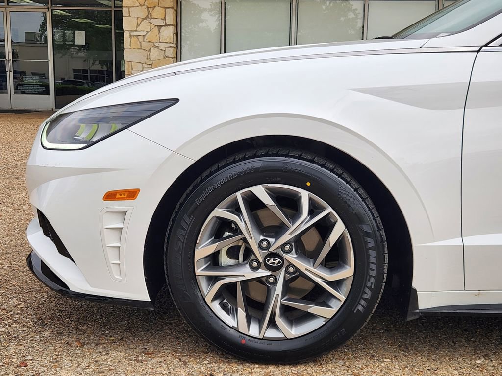 Certified 2023 Hyundai Sonata SEL w/ Winter Weather Package image 9