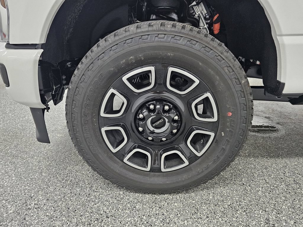 New 2026 Ford F350 Platinum w/ FX4 Off-Road Package AWD/4WD image 10