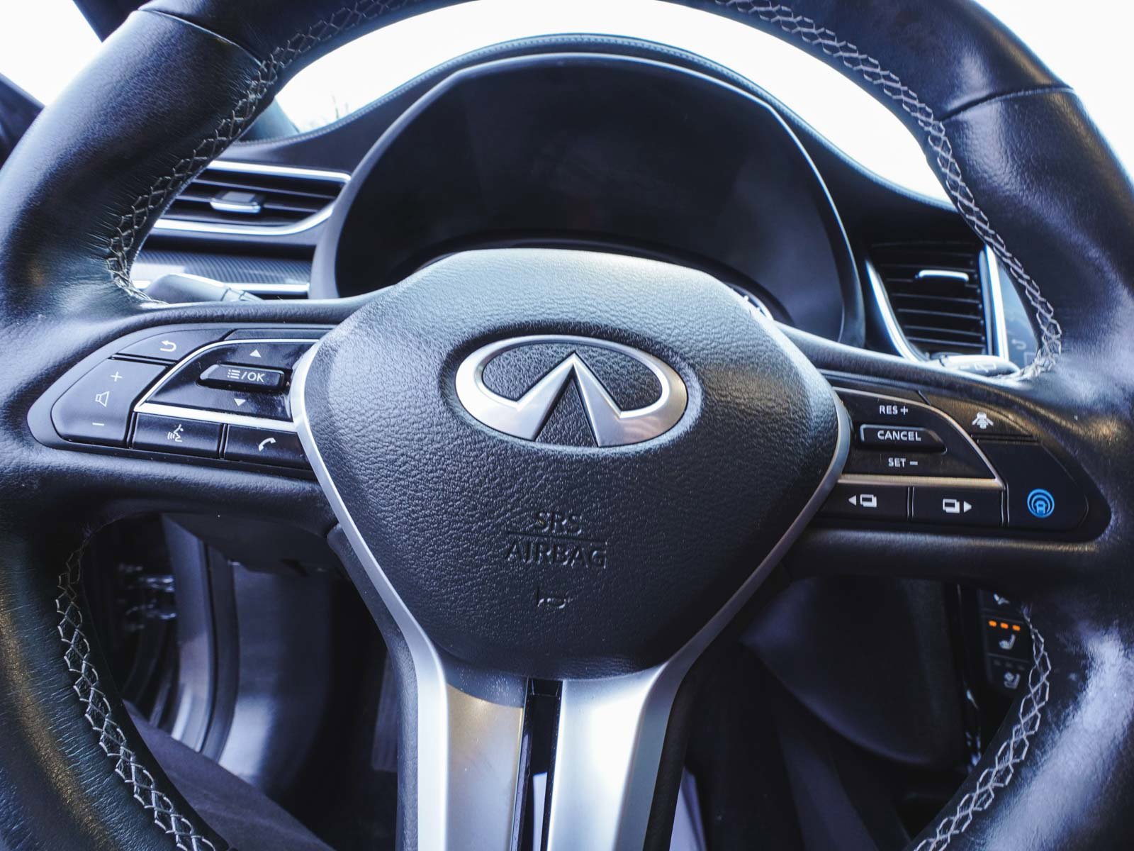 Used 2023 INFINITI QX50 Sport AWD/4WD image 26