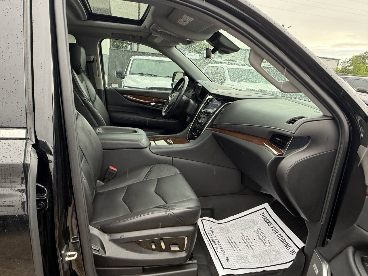 Used 2020 Cadillac Escalade ESV Luxury RWD image 10