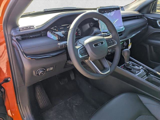 New 2026 Jeep Compass Latitude image 9