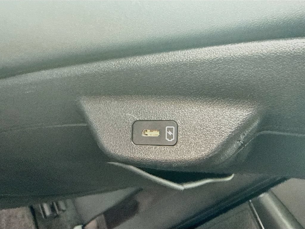 Used 2024 Kia Niro Wind w/ Wind Preserve Package FWD image 27