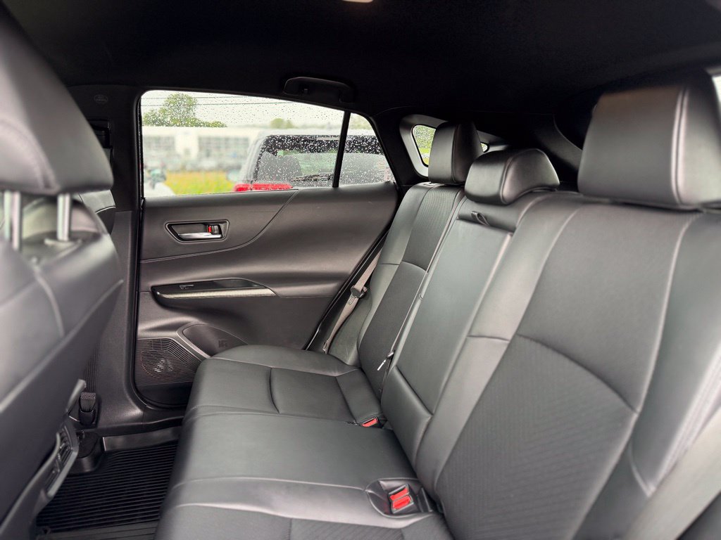 Used 2021 Toyota Venza XLE w/ Softex Package AWD/4WD image 7