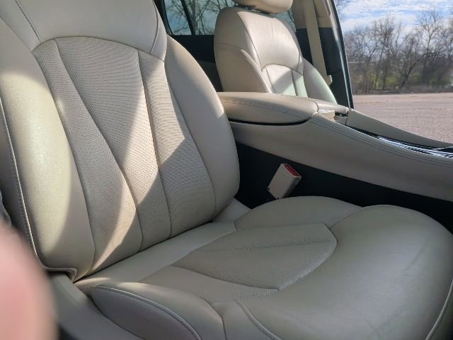 Used 2017 Buick Envision Essence image 21