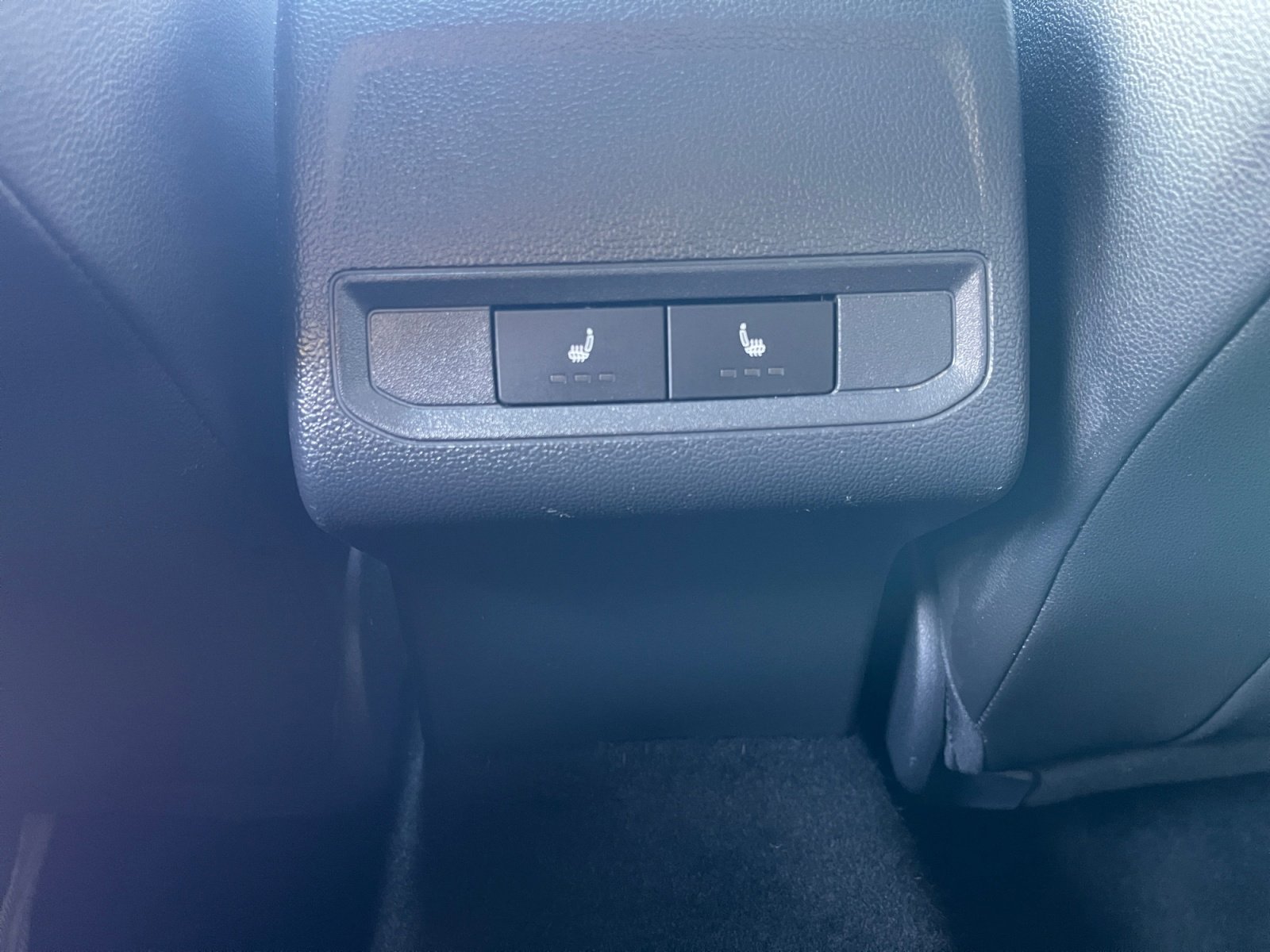 Used 2019 Volkswagen Jetta SE w/ Cold Weather Package image 21