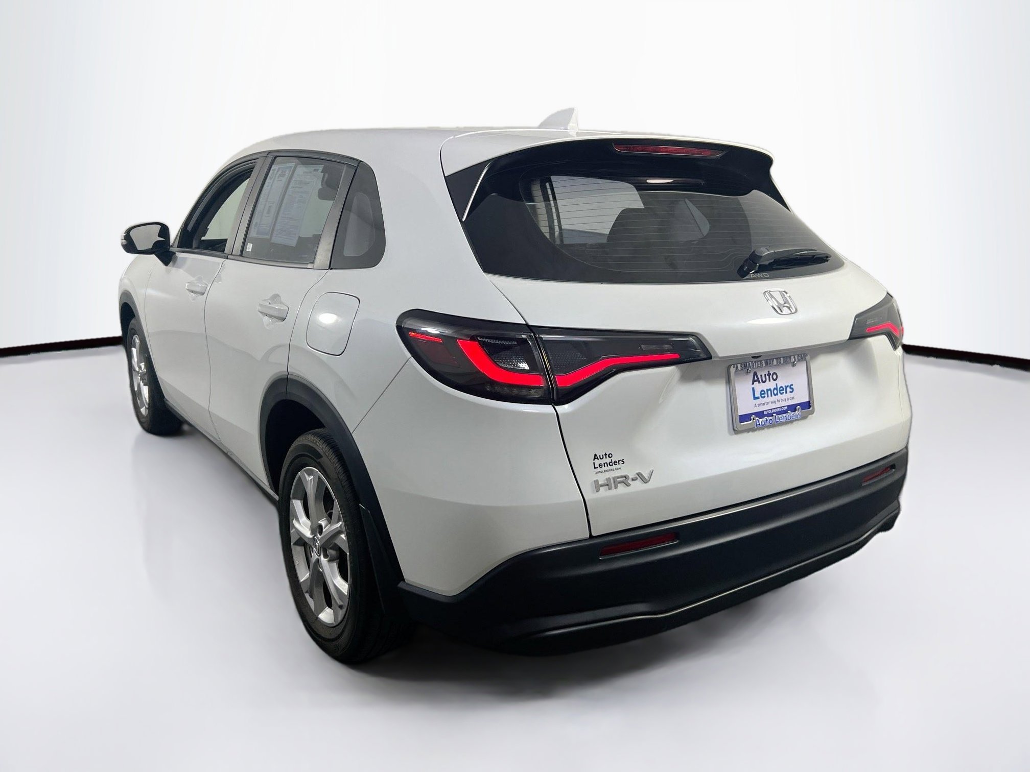 Used 2023 Honda HR-V LX image 7
