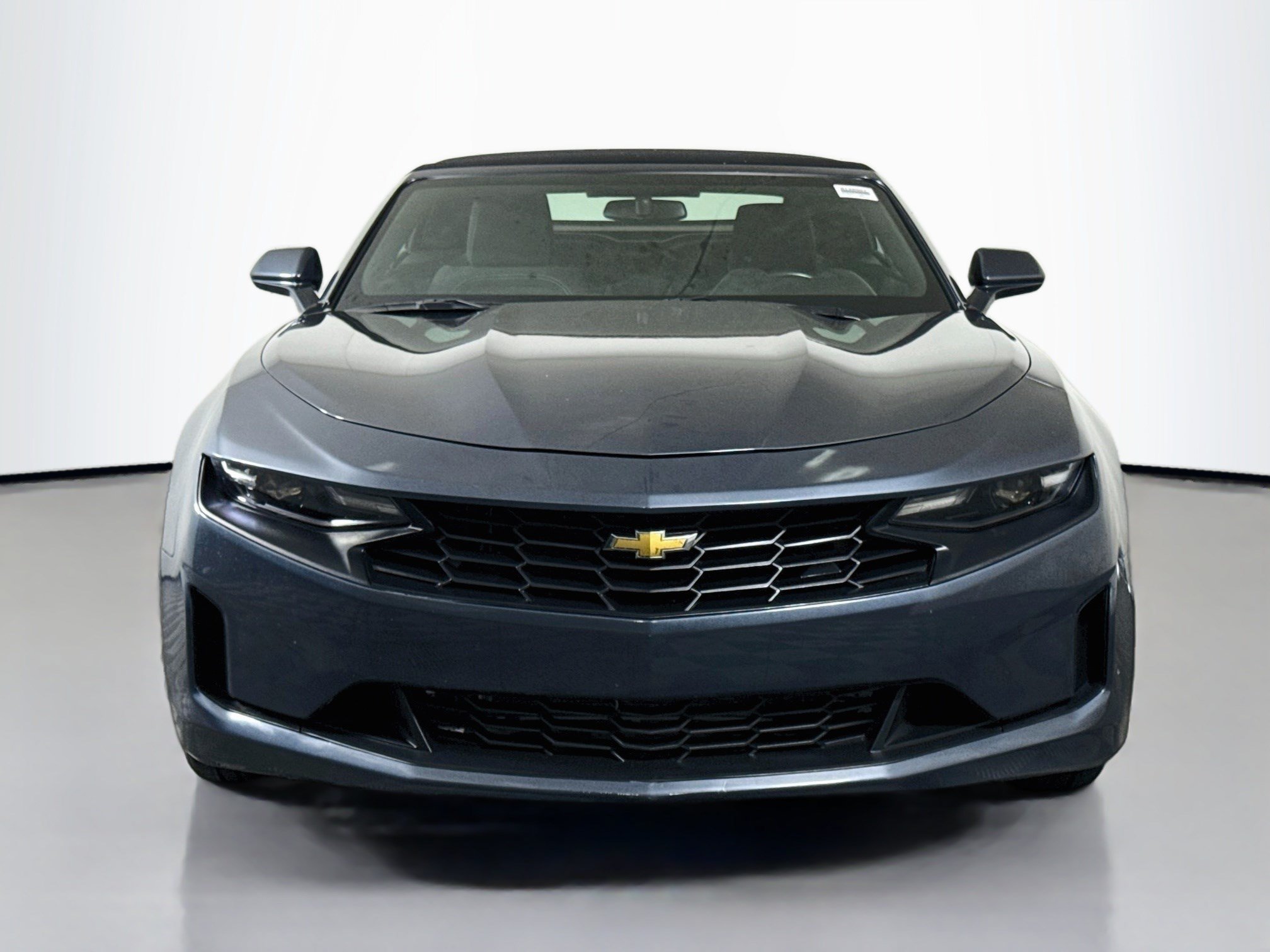 Used 2020 Chevrolet Camaro LT RWD image 2