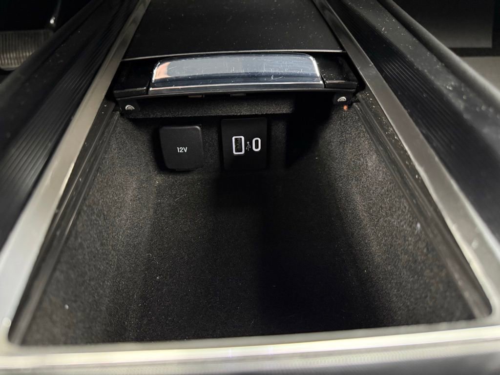 Used 2022 Lincoln Corsair AWD w/ Equipment Group 101A image 37