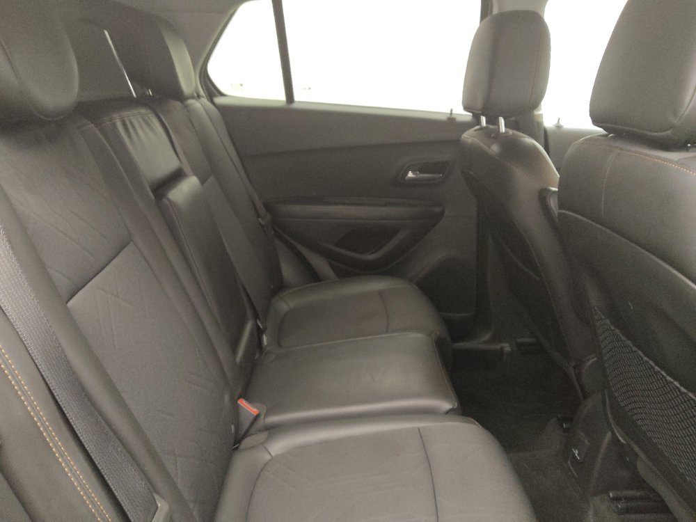 Used 2022 Chevrolet Trax LT w/ Driver Confidence Package AWD/4WD image 19