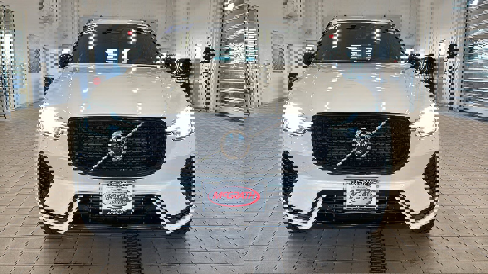 Used 2024 Volvo XC60 T8 Plus w/ Climate Package AWD/4WD image 10