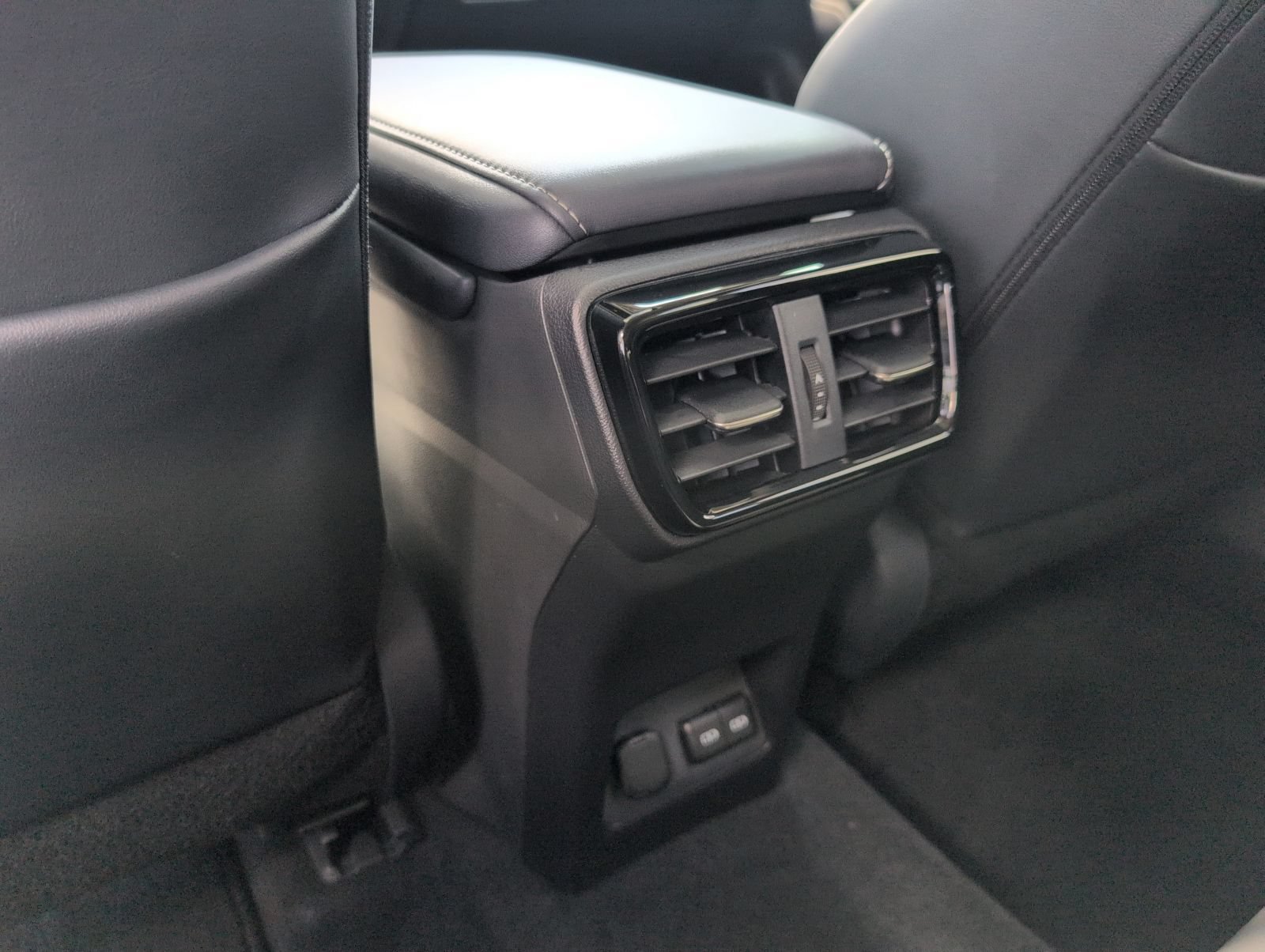 Certified 2025 Lexus NX 250 FWD w/ Accessory Package (Z1) image 17
