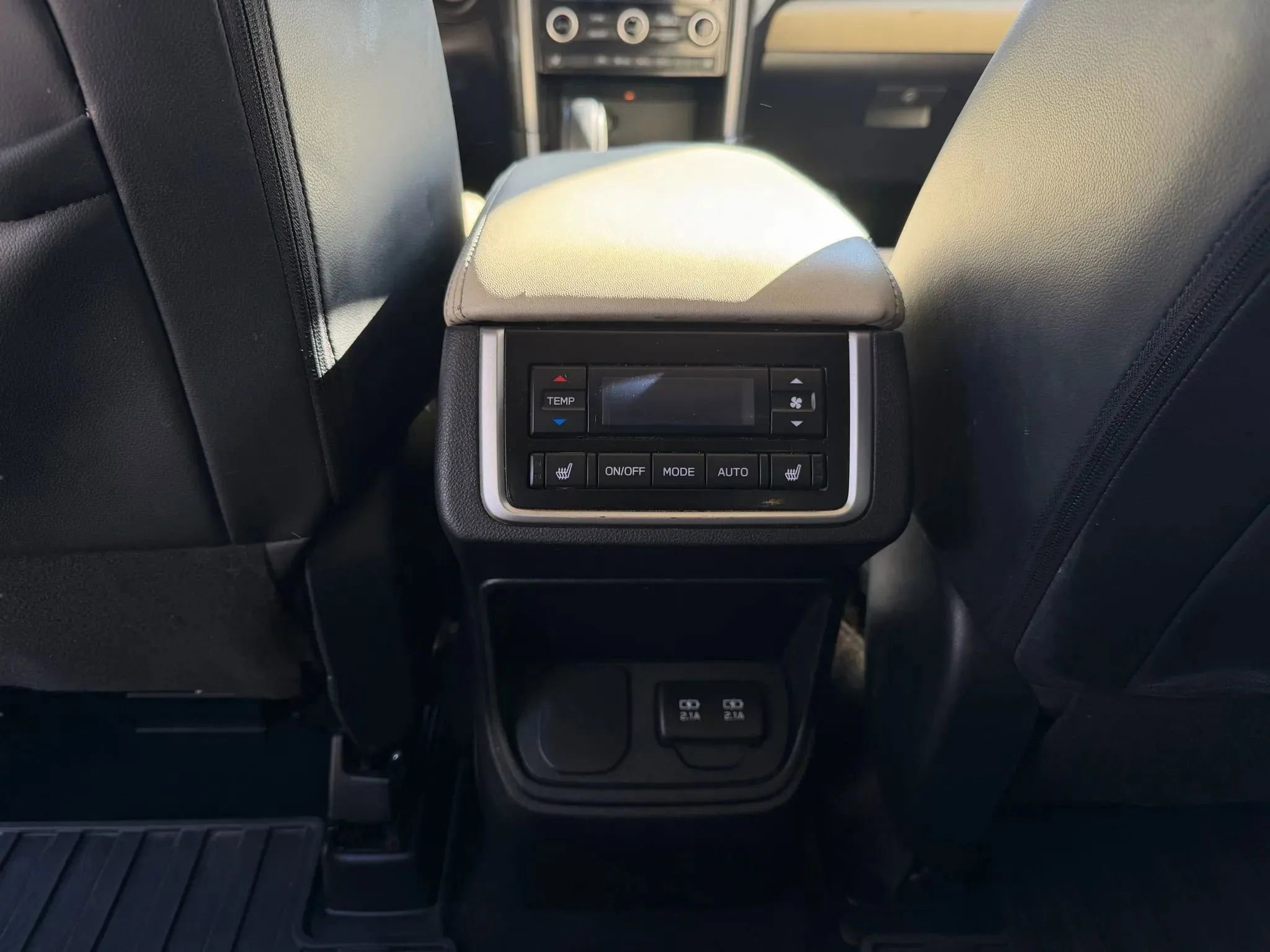 Used 2019 Subaru Ascent Limited w/ Popular Package #3 image 24