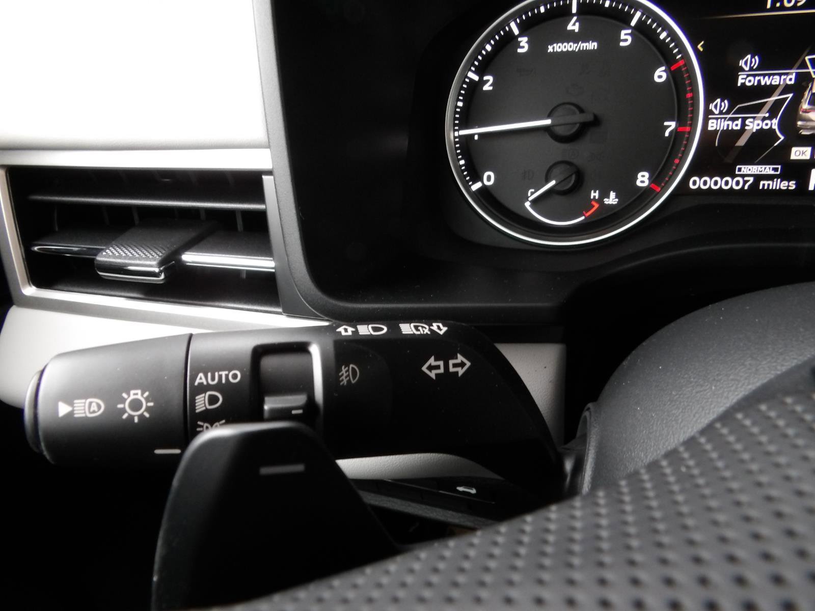 New 2026 Mitsubishi Outlander SE image 32