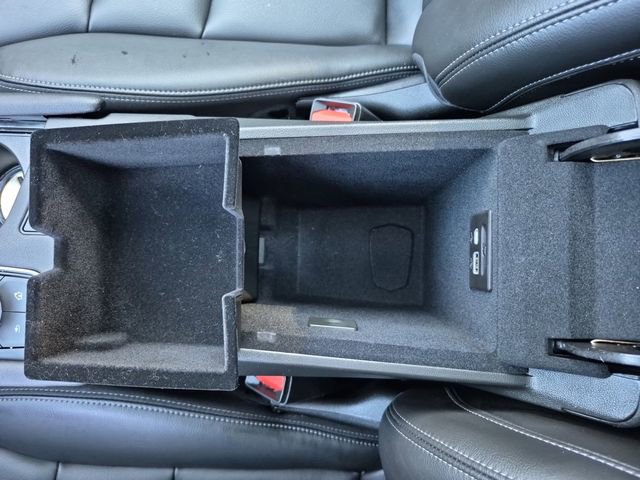 Used 2025 Cadillac XT6 Luxury image 25