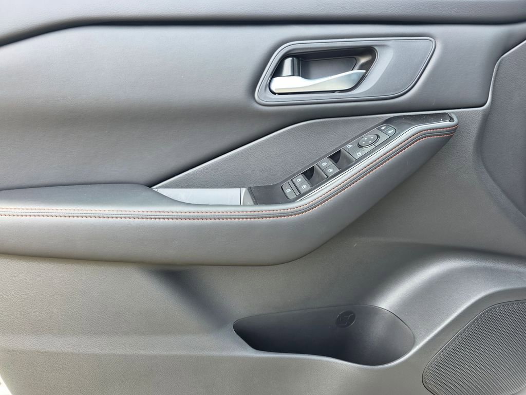 New 2026 Nissan Rogue SV image 26