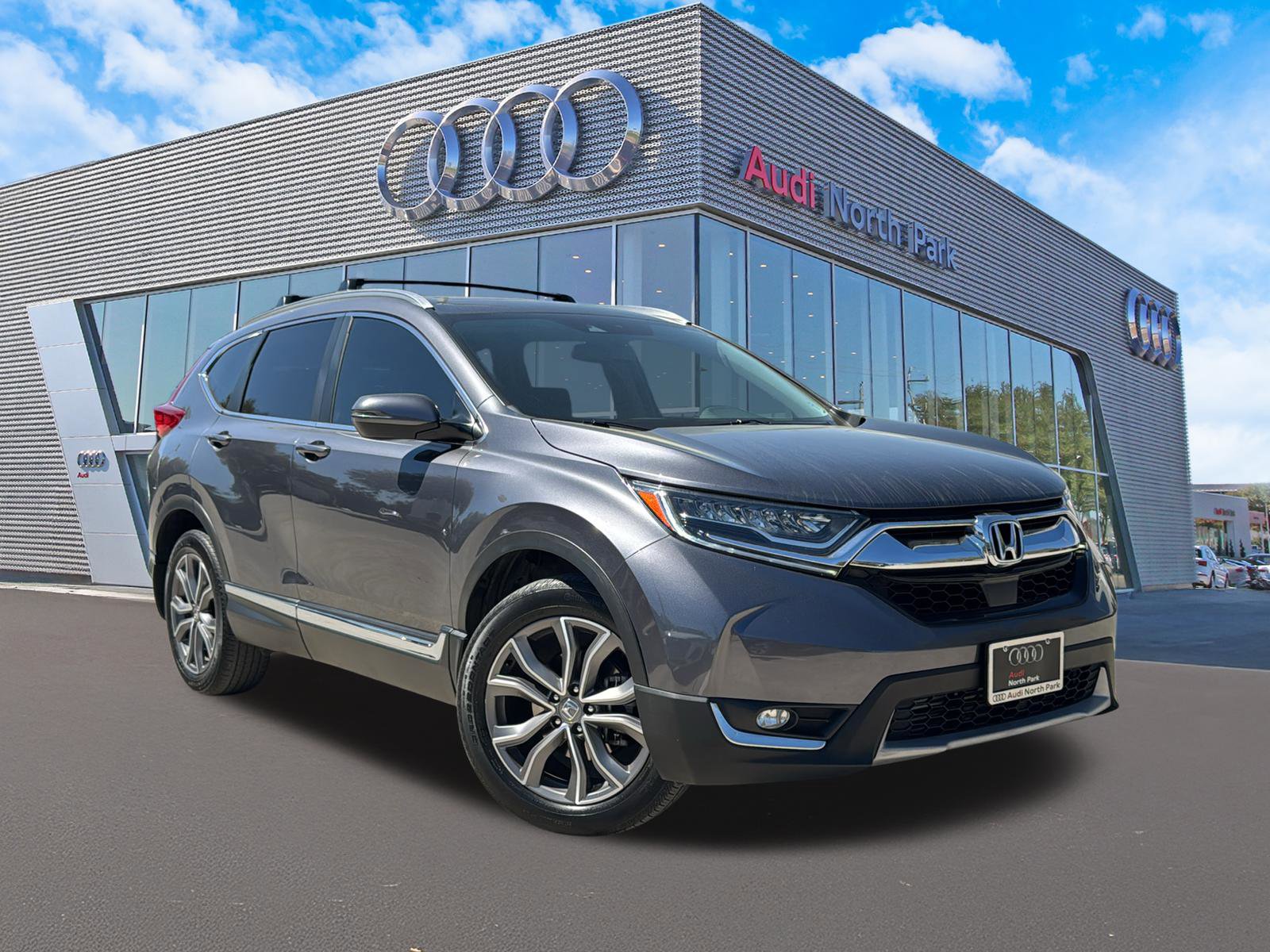 Used 2019 Honda CR-V Touring image 1