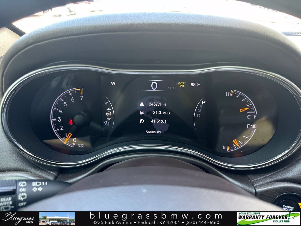 Used 2020 Jeep Grand Cherokee Overland AWD/4WD image 15