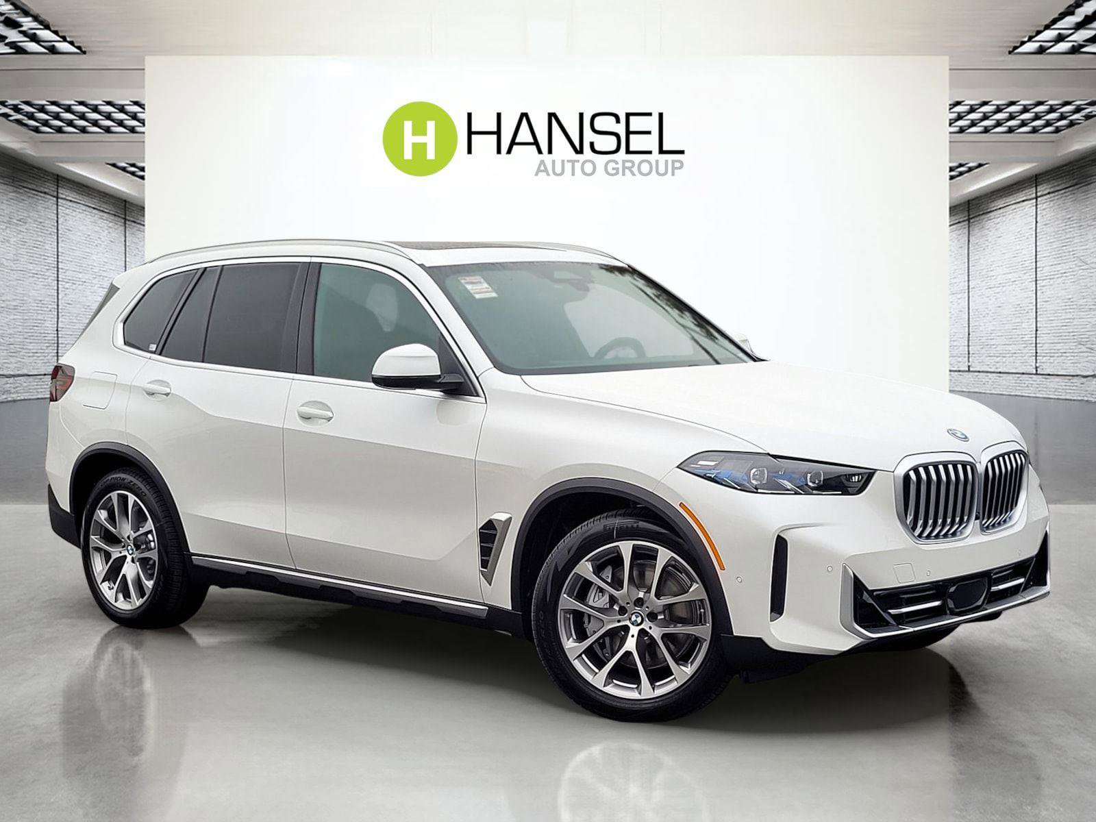 New 2026 BMW X5 xDrive50e w/ Premium Package