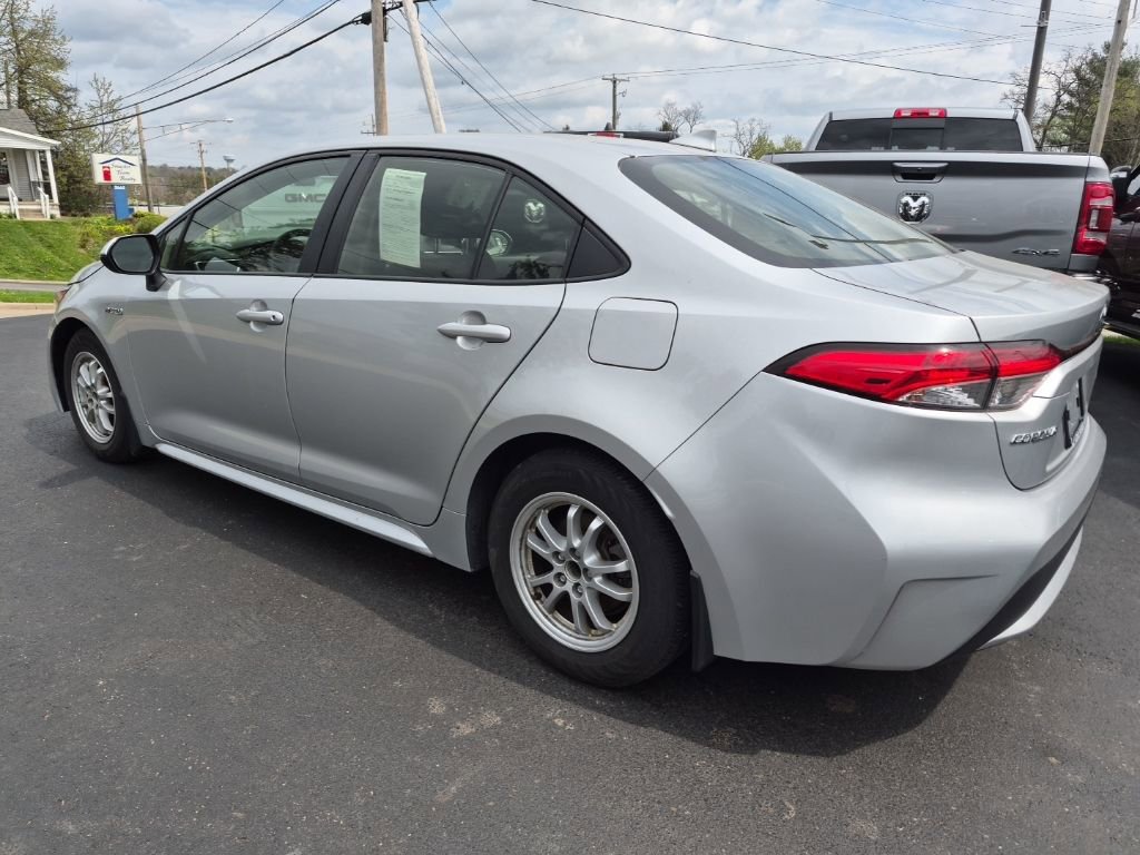 Used 2020 Toyota Corolla LE image 3