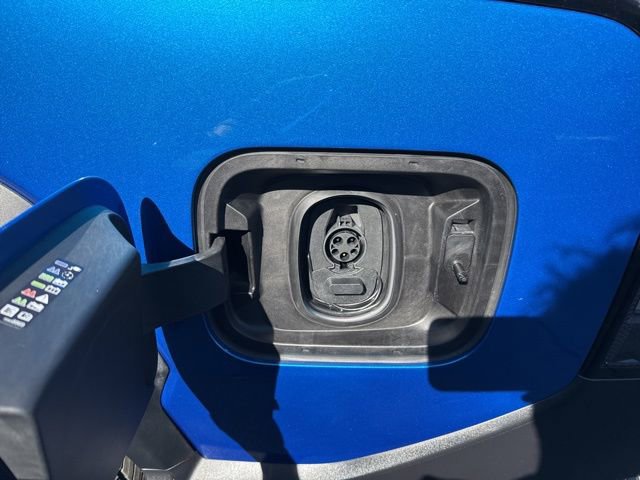 Used 2025 Chevrolet Silverado EV LT AWD/4WD image 14