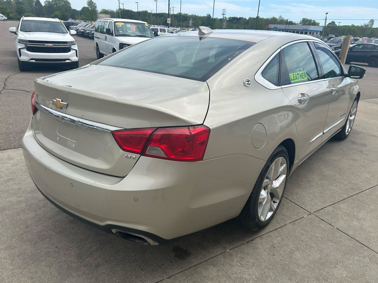 Used 2015 Chevrolet Impala LTZ FWD image 5