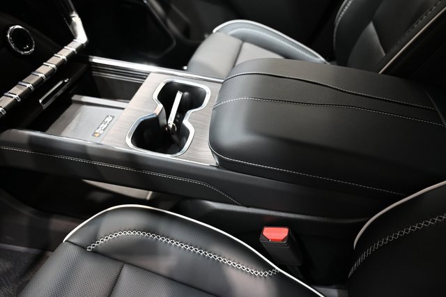 New 2026 GMC Acadia Denali w/ Super Cruise Package image 21