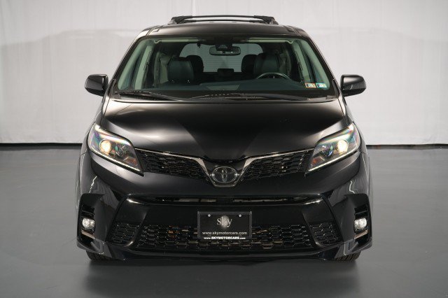 Used 2020 Toyota Sienna SE FWD image 8