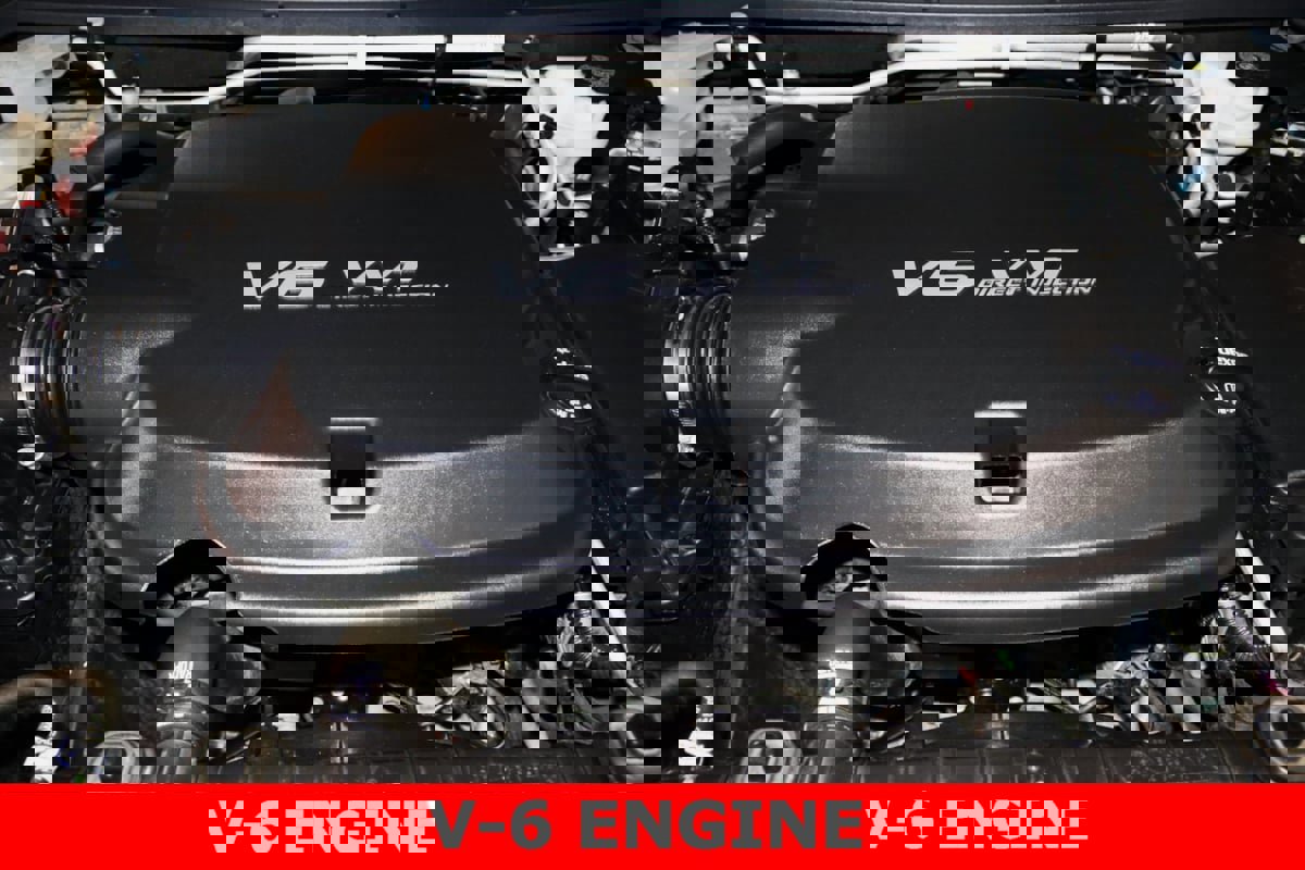 Used 2022 GMC Canyon Elevation w/ Trailering Package image 12