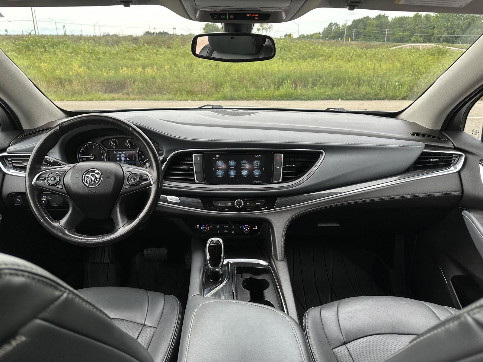 Used 2019 Buick Enclave Essence FWD image 30