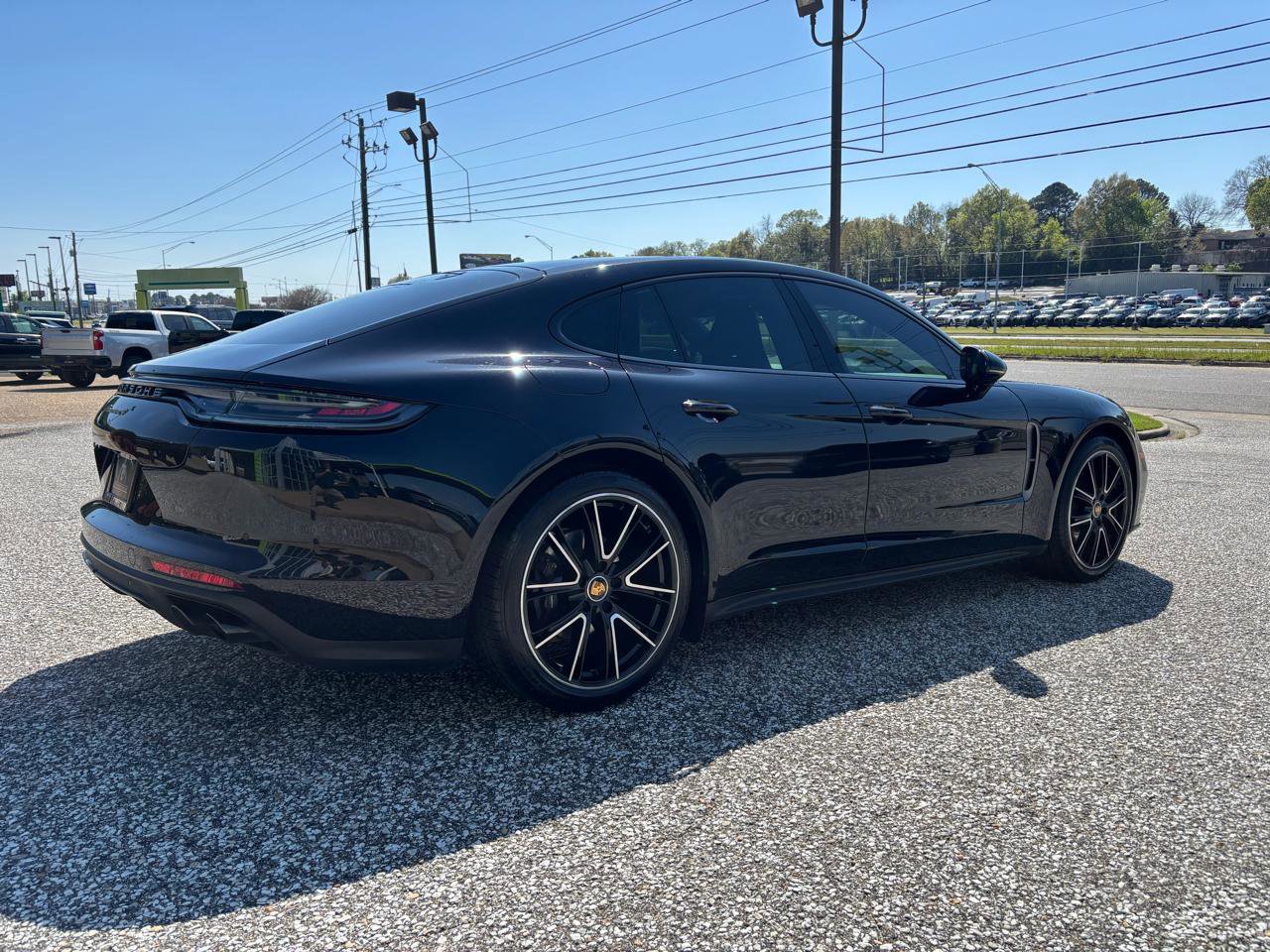 Used 2023 Porsche Panamera 4 Platinum Edition w/ Assistance Package image 10