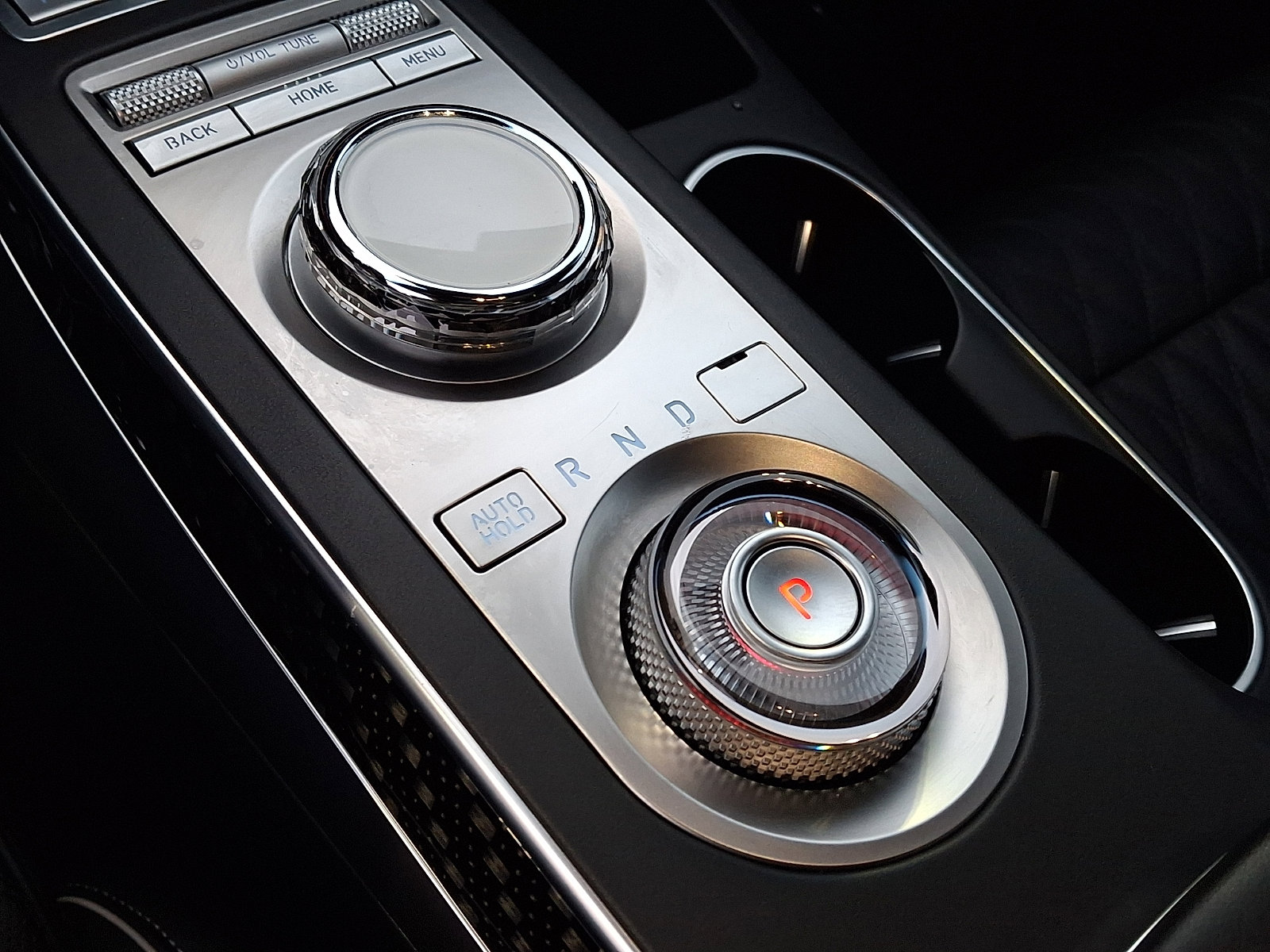 Certified 2024 Genesis GV70 3.5T Sport w/ Sport Prestige Package image 22