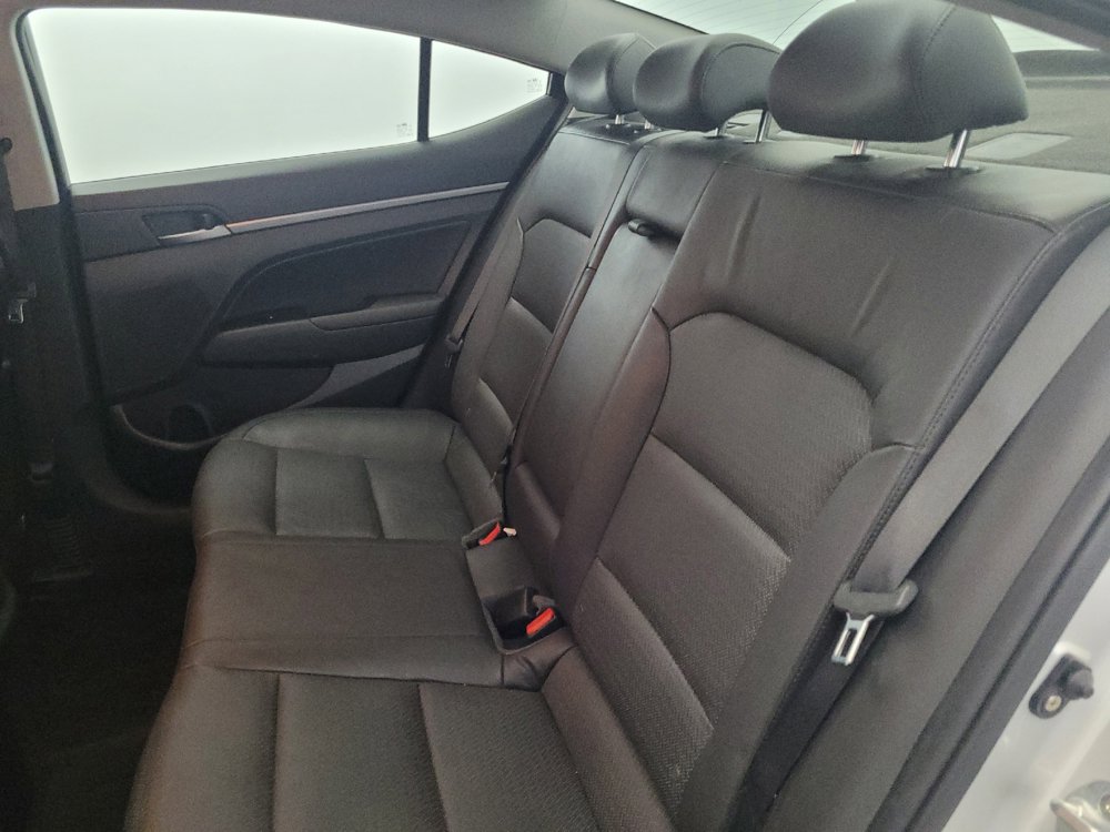 Used 2018 Hyundai Elantra Limited FWD image 18