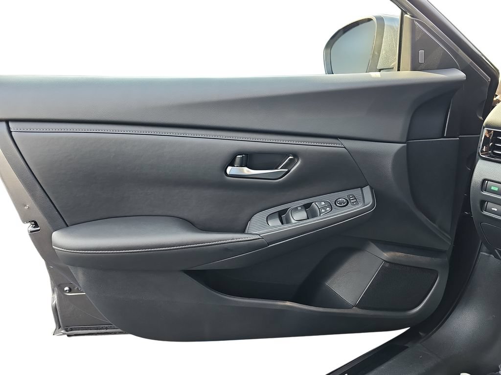 Used 2025 Nissan Sentra SV w/ All-Weather Package FWD image 25