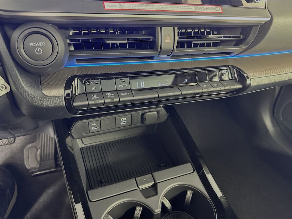 New 2026 Toyota Prius XLE FWD image 21