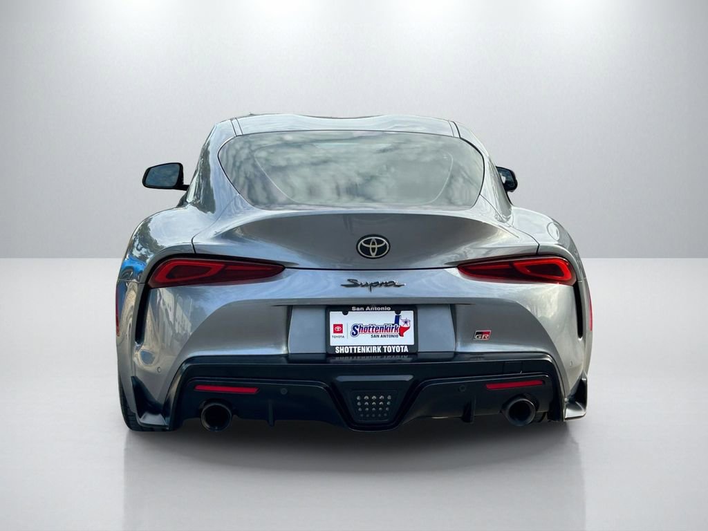 Used 2022 Toyota Supra Premium w/ Driver Assist Package image 6
