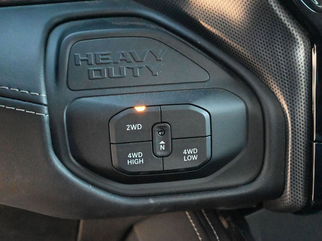 New 2025 RAM 2500 Limited image 26