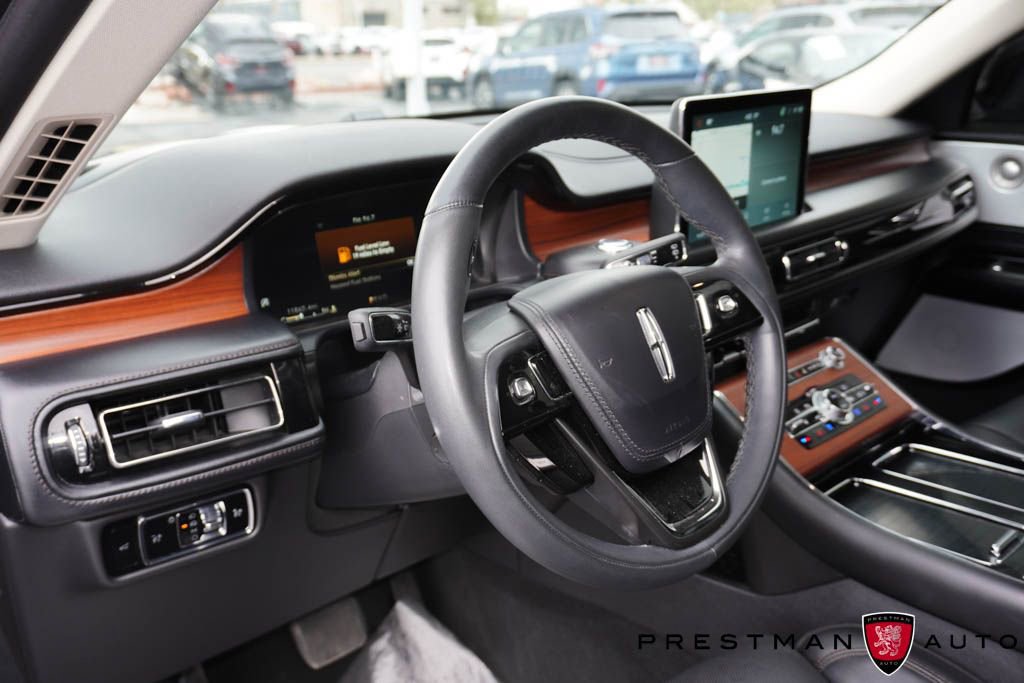 Used 2023 Lincoln Aviator Reserve w/ Equipment Group 201A image 27