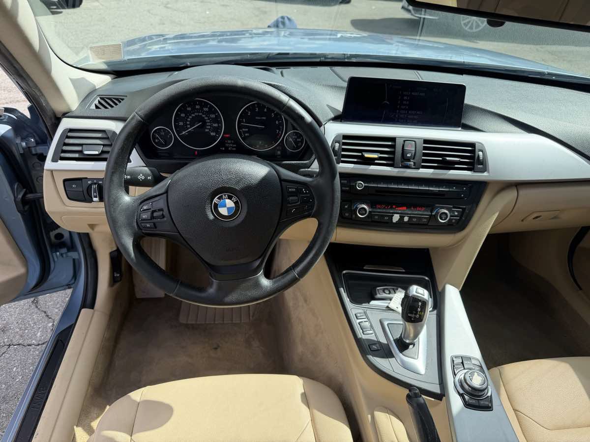 Used 2012 BMW 328i Sedan RWD image 10