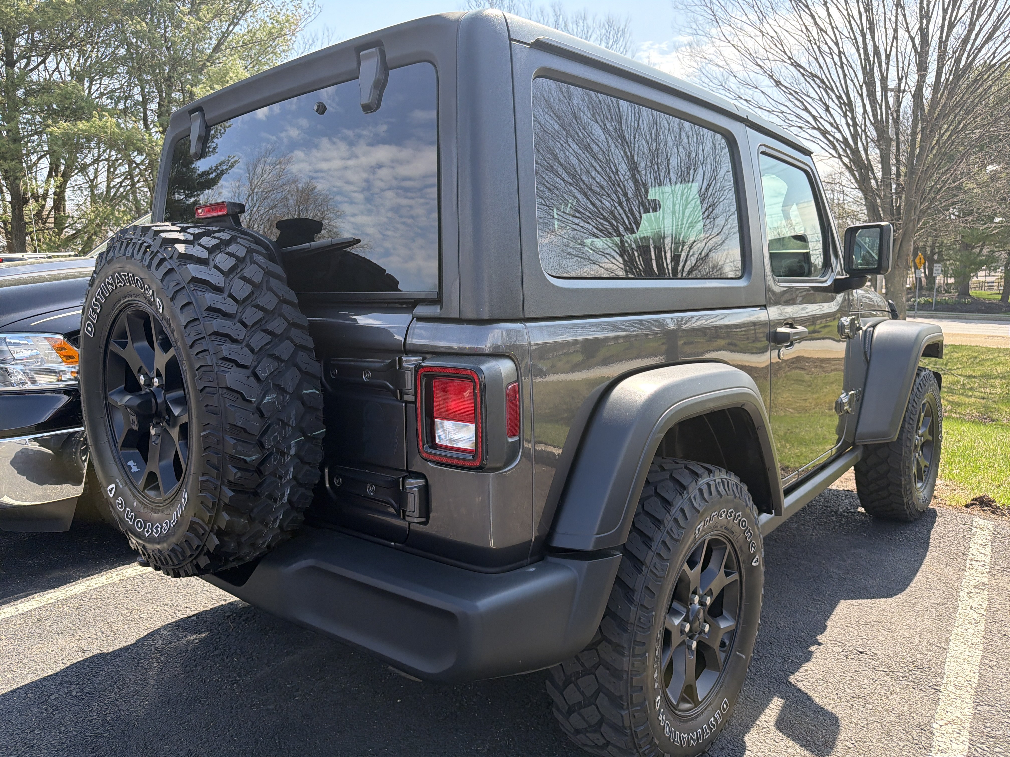 Used 2021 Jeep Wrangler Willys AWD/4WD image 10