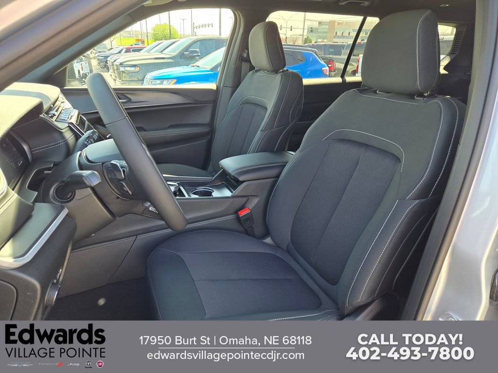 New 2026 Jeep Grand Cherokee L Laredo AWD/4WD image 14