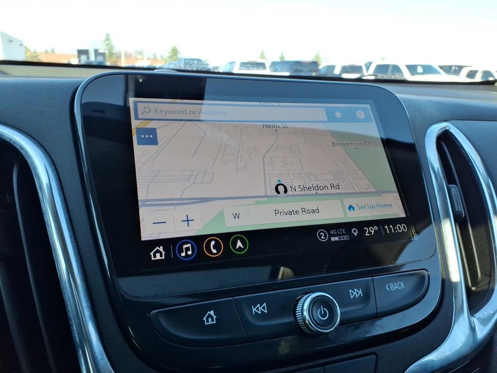 Used 2023 Chevrolet Equinox Premier image 20