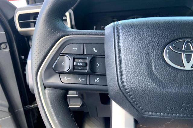 Certified 2025 Toyota 4Runner SR5 AWD/4WD image 24