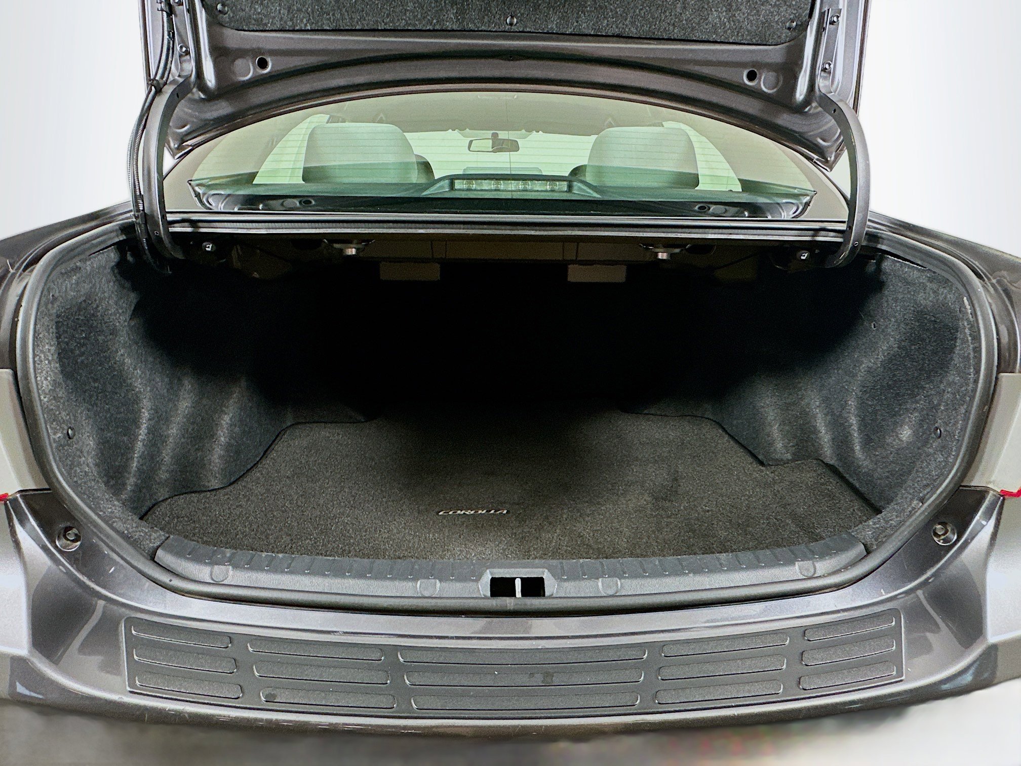 Used 2013 Toyota Corolla LE image 26