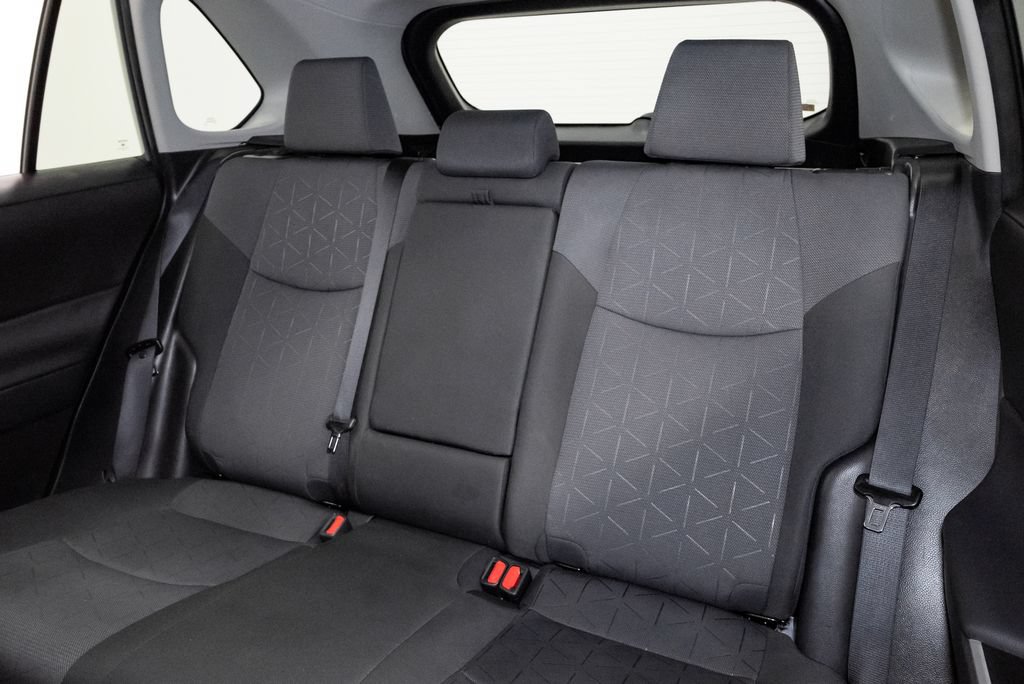 Used 2025 Toyota RAV4 XLE AWD/4WD image 21
