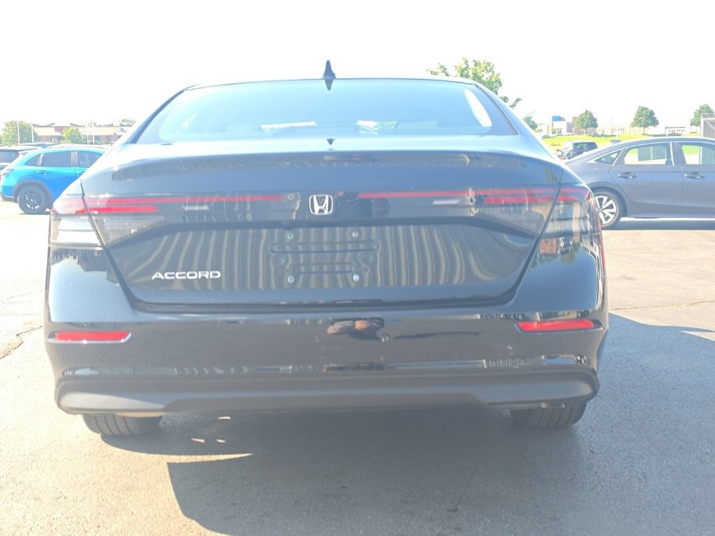 Used 2024 Honda Accord LX image 6