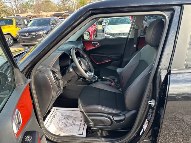 Certified 2023 Kia Soul GT-Line FWD image 14
